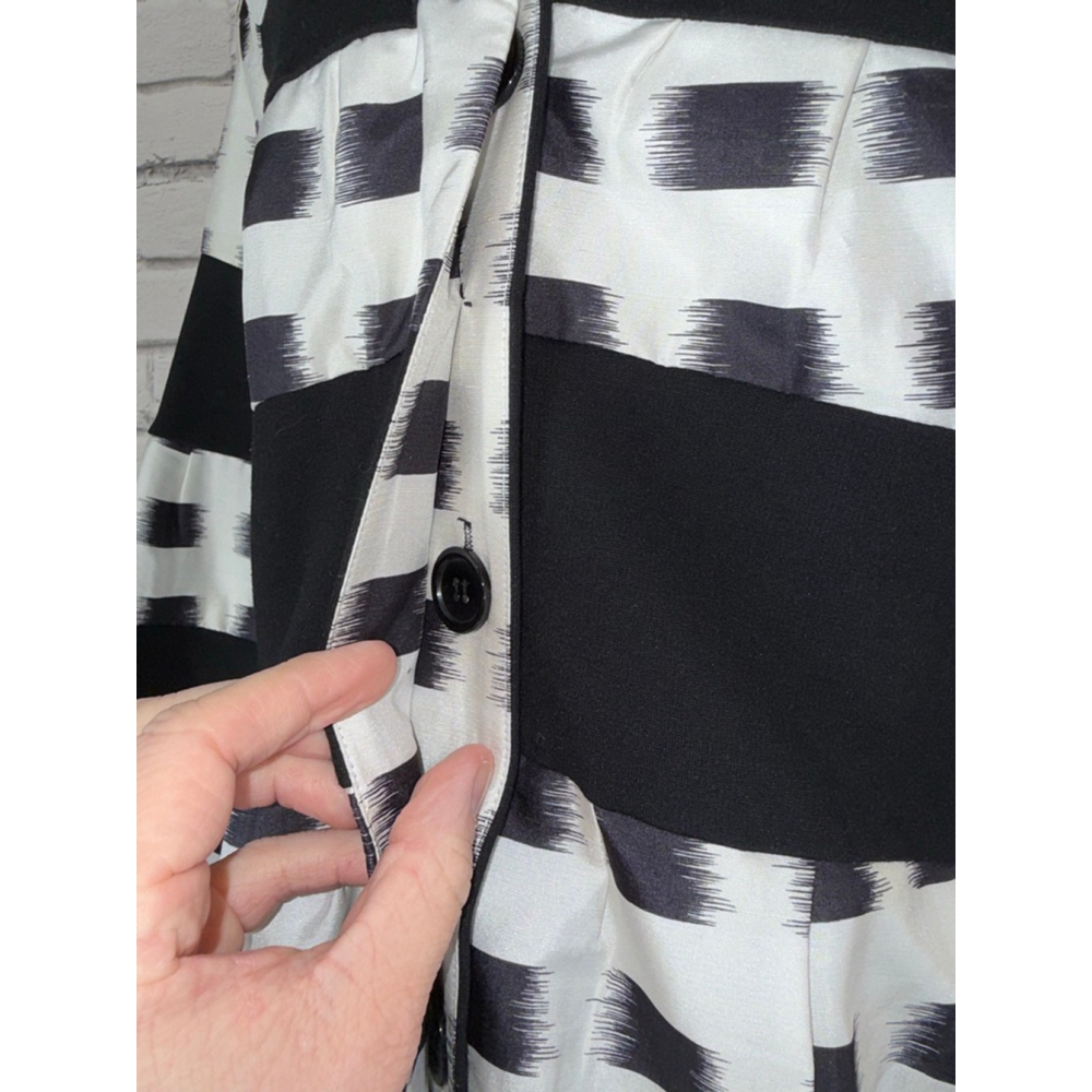 Diane von Furstenberg Black & White Striped Coat Silk Abstract size 6 OVERSIZED - Picture 6 of 12